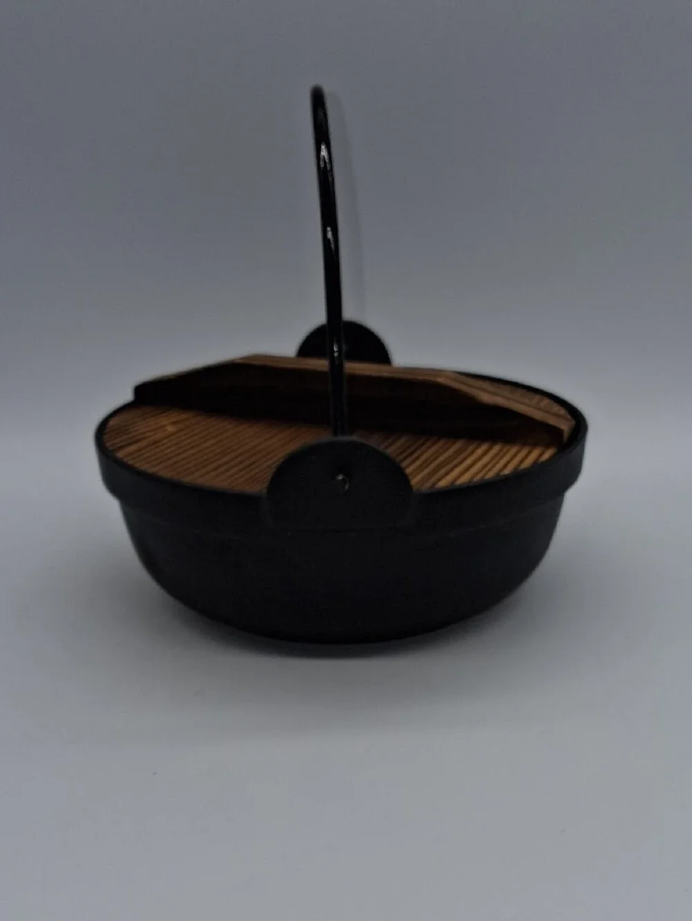 Cast Iron Kettle with Wooden Lid and Handle - Black